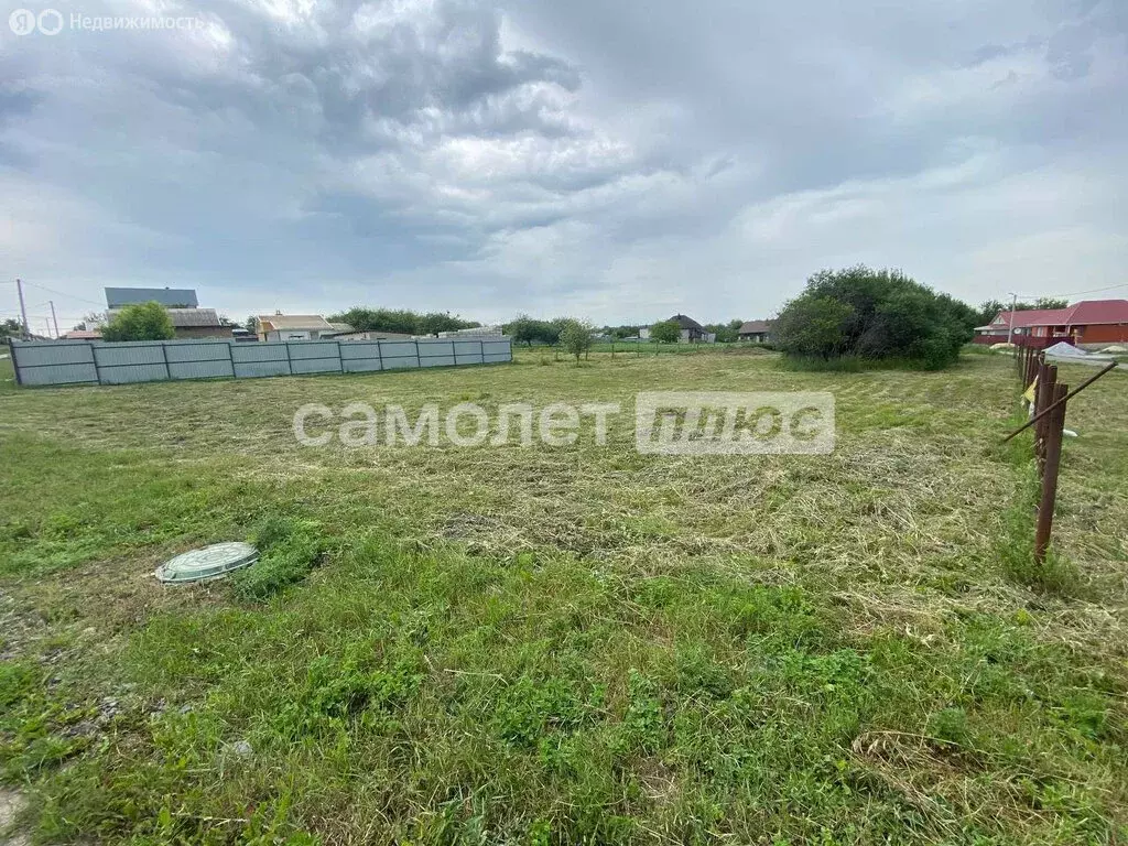 Участок в село Дальняя Игуменка, улица Пятилетки (15 м) - Фото 0