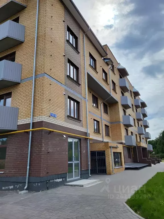 2-к кв. Псковская область, Псков Петровская ул., 4Б (74.1 м) - Фото 2