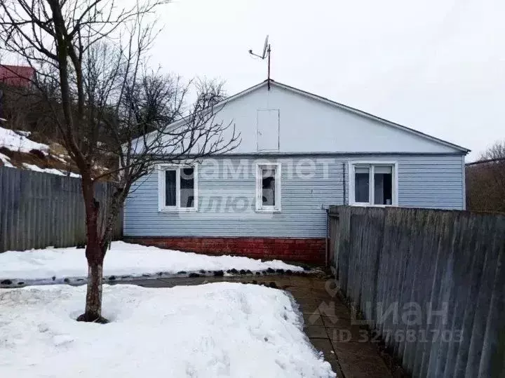 Дом в Курская область, Обоянь ул. Река Обоянка (64 м) - Фото 1