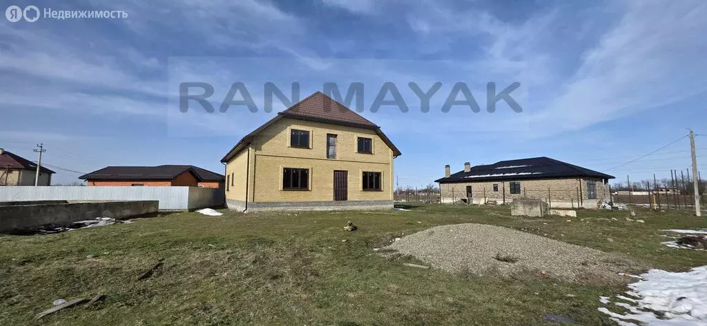 Дом в посёлок Западный, Светлый переулок, 27 (350 м) - Фото 1