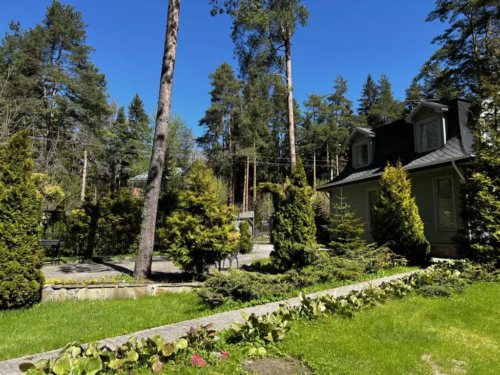 Дом в Санкт-Петербург пос. Солнечное,  (290 м) - Фото 1