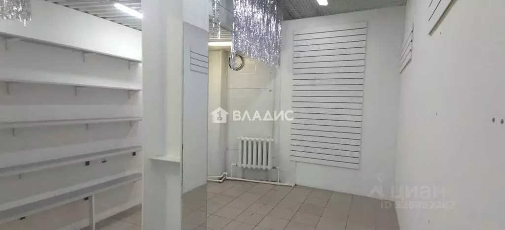 Торговая площадь в Бурятия, Улан-Удэ ул. Жердева, 104 (15 м) - Фото 2
