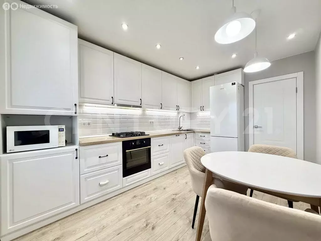 2-комнатная квартира: Чебоксары, Радужная улица, 4 (68 м) - Фото 2