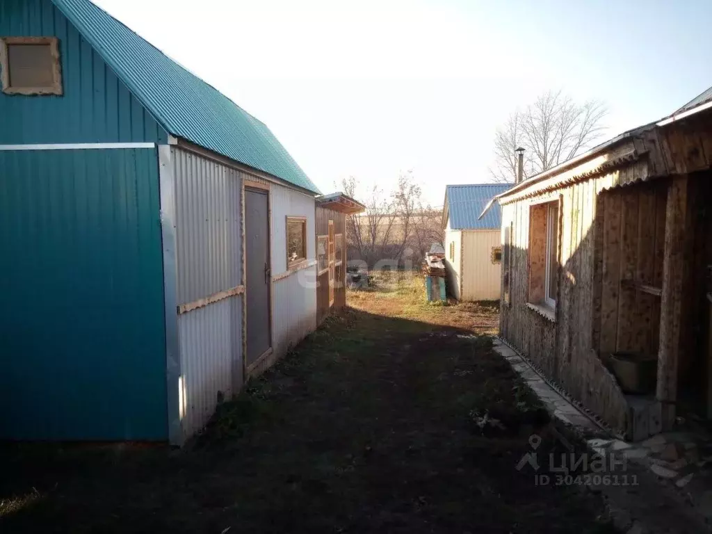 дом в башкортостан, стерлитамакский район, с. буриказганово ул. . - Фото 1