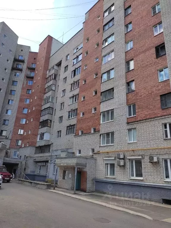 1-к кв. Псковская область, Псков Рижский просп., 51А (32.7 м) - Фото 1