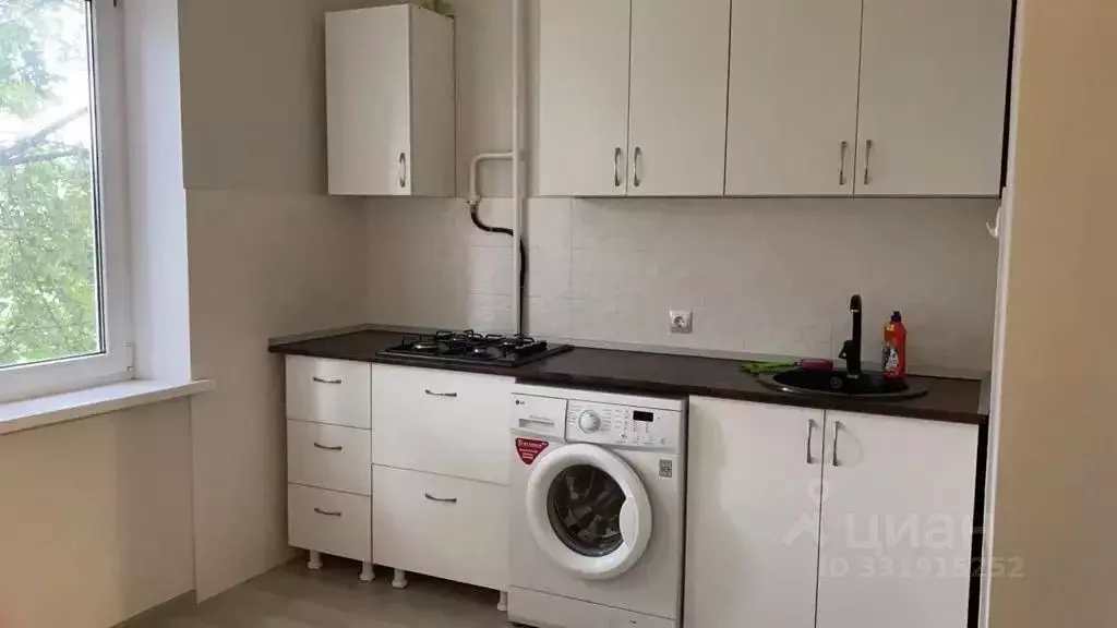 1-к кв. Адыгея, Майкоп ул. 12 Марта, 144К1 (38.0 м) - Фото 1