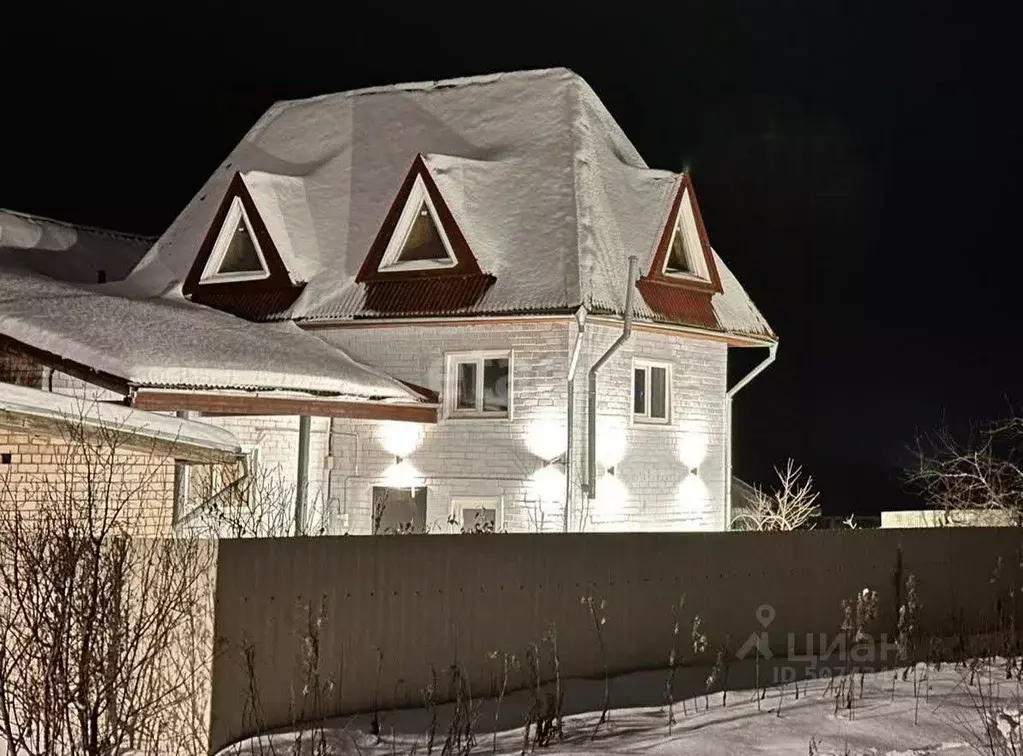 Дом в Новгородская область, Боровичский район, Сушанское с/пос, д. ... - Фото 0