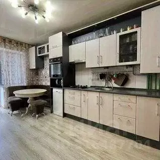 3-к кв. Калининградская область, Калининград ул. Свердлова, 29 (90.9 ... - Фото 0