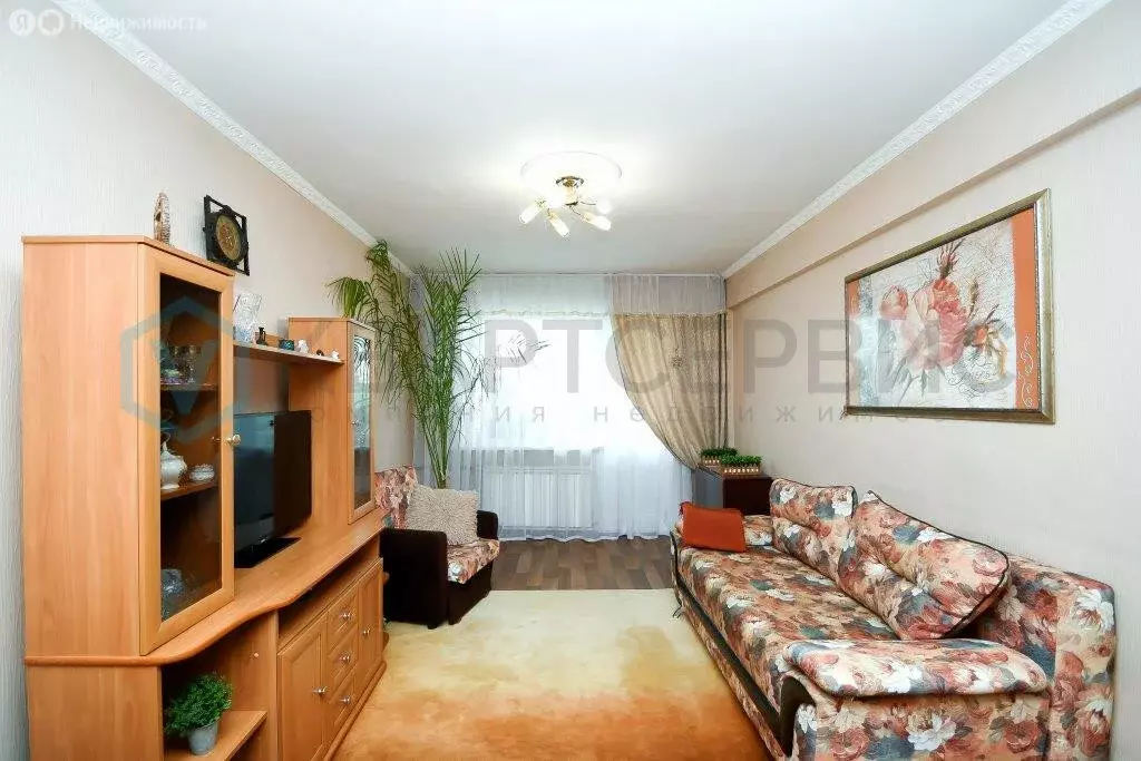 3-комнатная квартира: Омск, Волгоградская улица, 32Б (58.1 м) - Фото 2