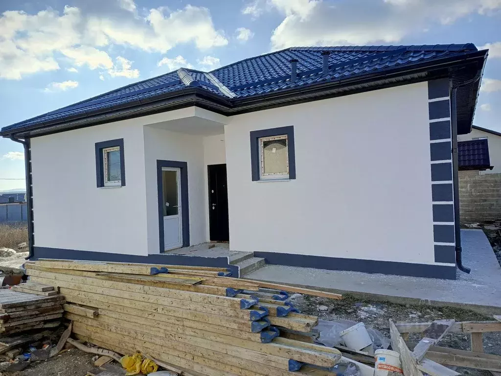 Дом в Краснодарский край, Новороссийск городской округ, Семигорский ... - Фото 2