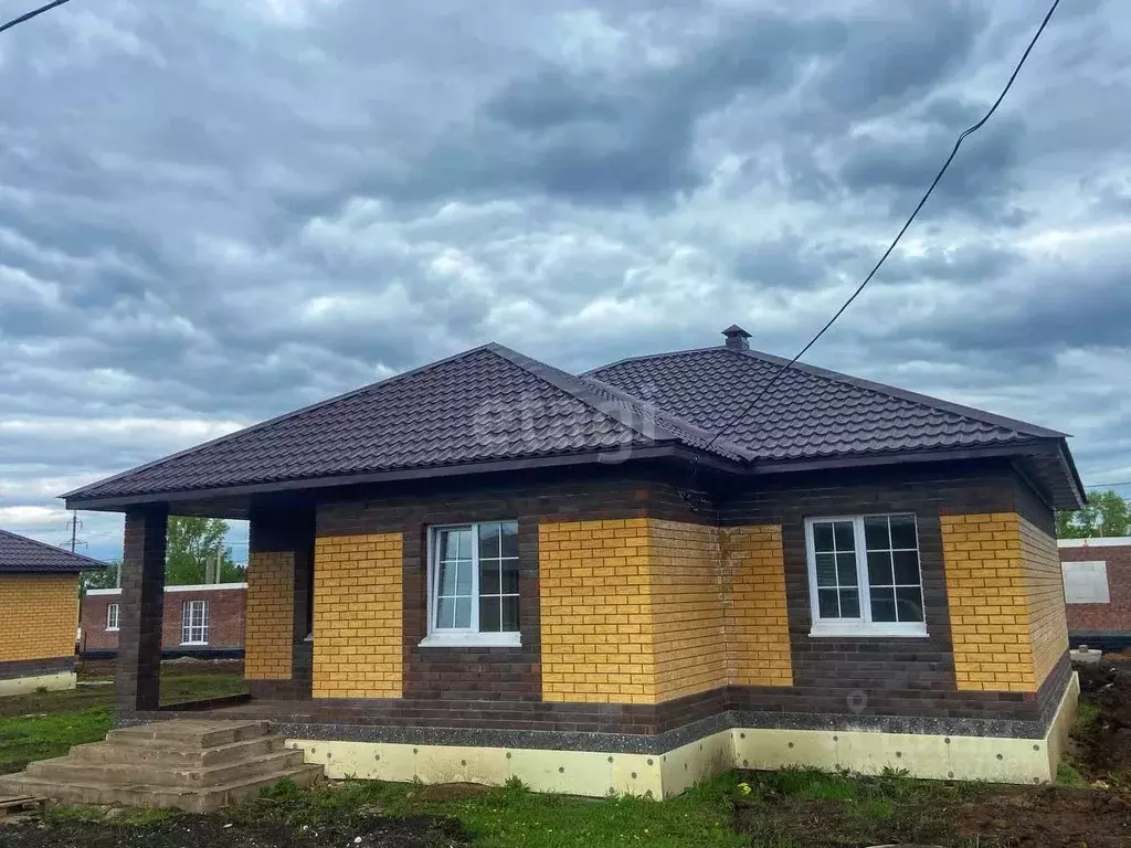 Дом в Башкортостан, Уфа городской округ, с. Нагаево ул. Янтарная, 56 ... - Фото 0