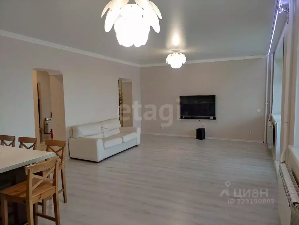 3-к кв. Красноярский край, Красноярск ул. Михаила Годенко, 7 (125.3 м) - Фото 2