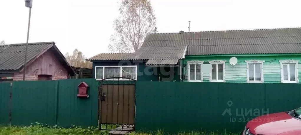 Дом в Калужская область, Хвастовичский район, Красное с/пос, с. ... - Фото 1