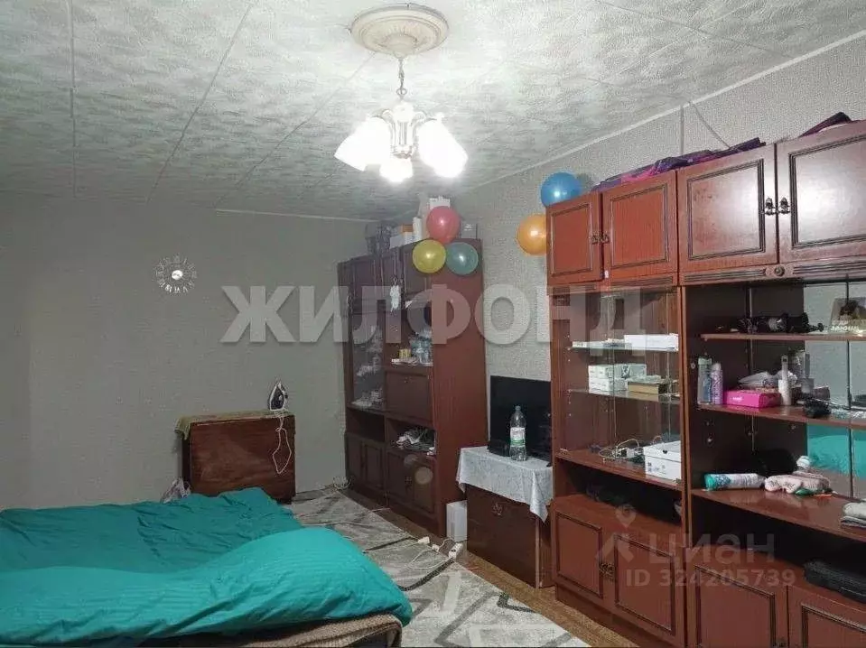 1-к кв. Новосибирская область, Новосибирск ул. Ватутина, 4/1 (33.0 м) - Фото 1