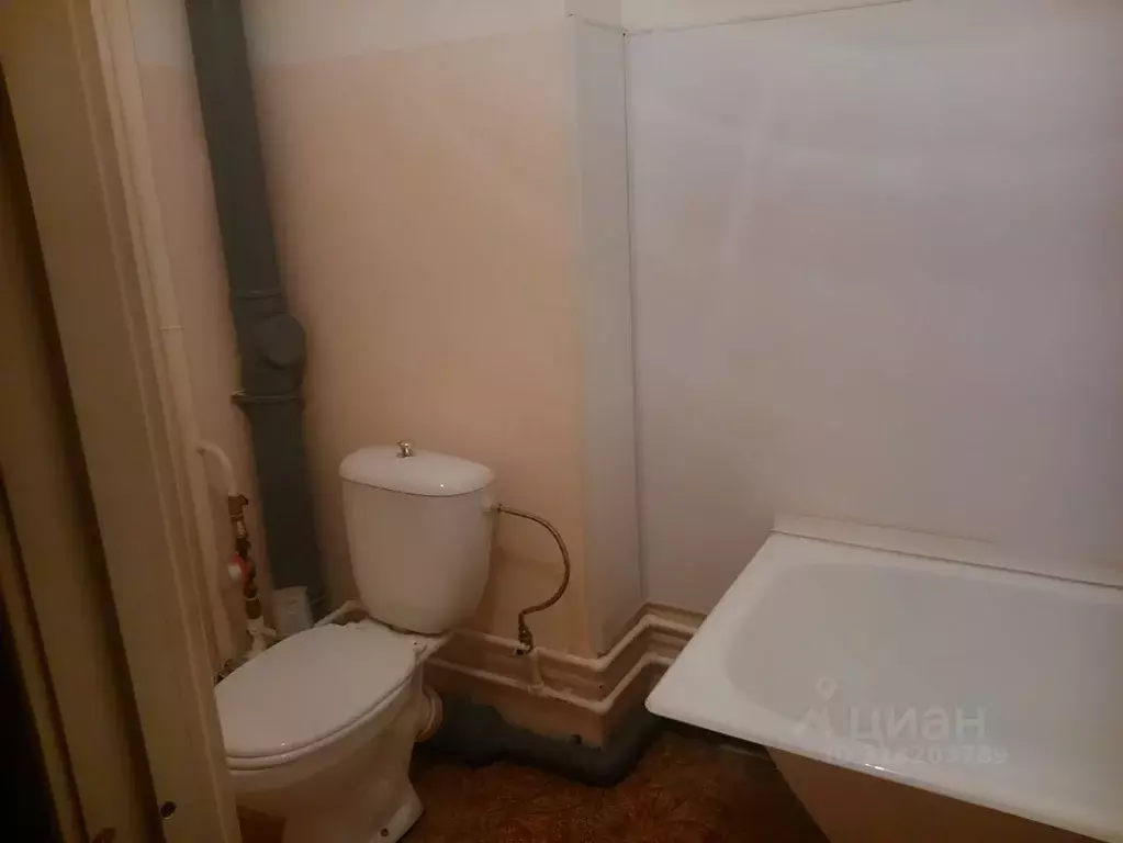 1-к кв. Омская область, Омск Осоавиахимовская ул., 185к3 (42.0 м) - Фото 1