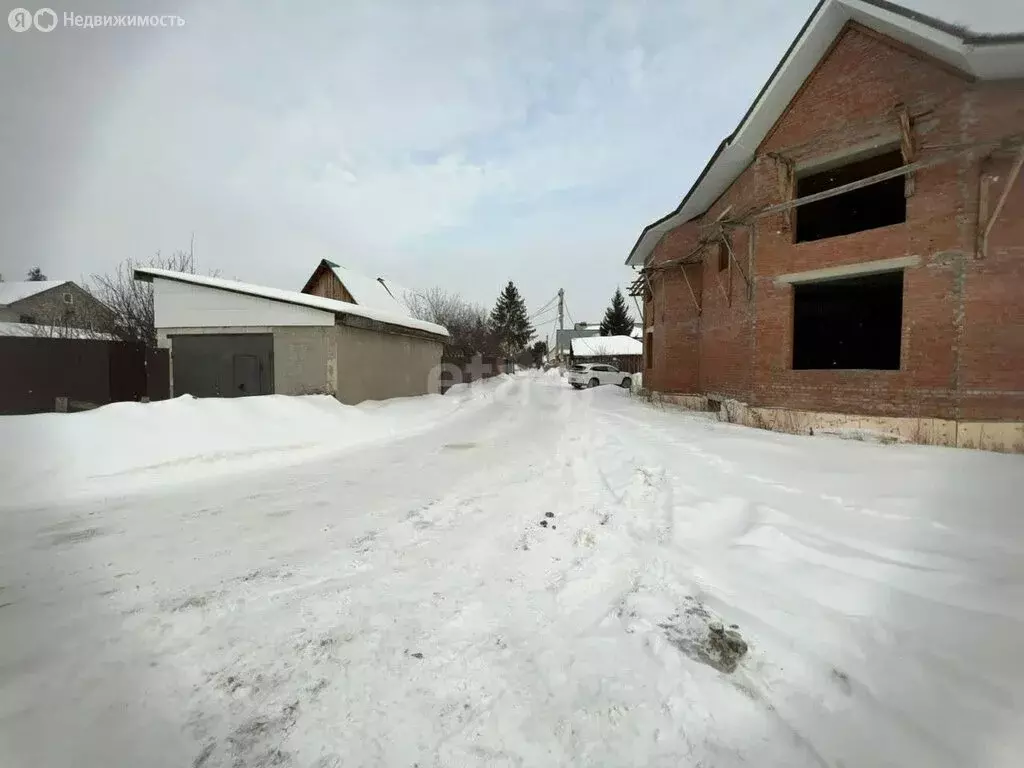 Дом в Уфа, жилой район Цветы Башкирии, улица Цветы Башкирии (304 м) - Фото 2