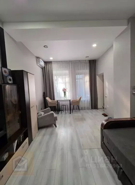 1-к кв. Крым, Симферополь ул. Горького, 28 (34.0 м) - Фото 1