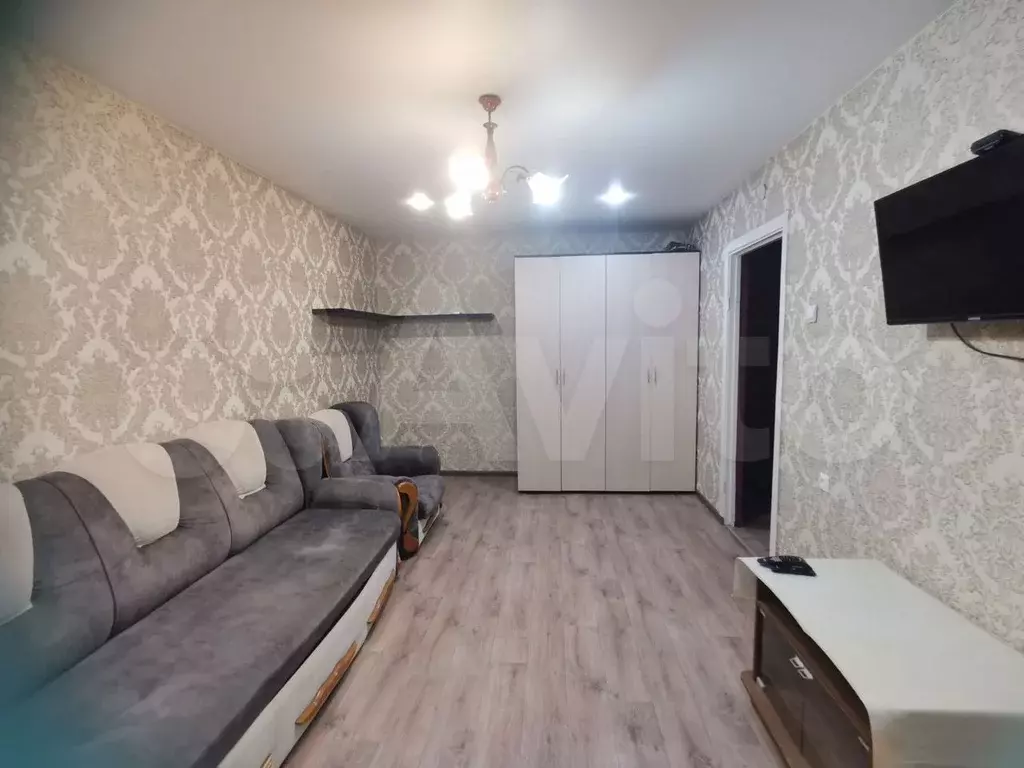 1-к. квартира, 38 м, 1/3 эт. - Фото 0