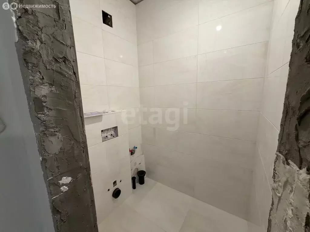 3-комнатная квартира: Калининград, Старокаменная улица, 3 (78.5 м) - Фото 2