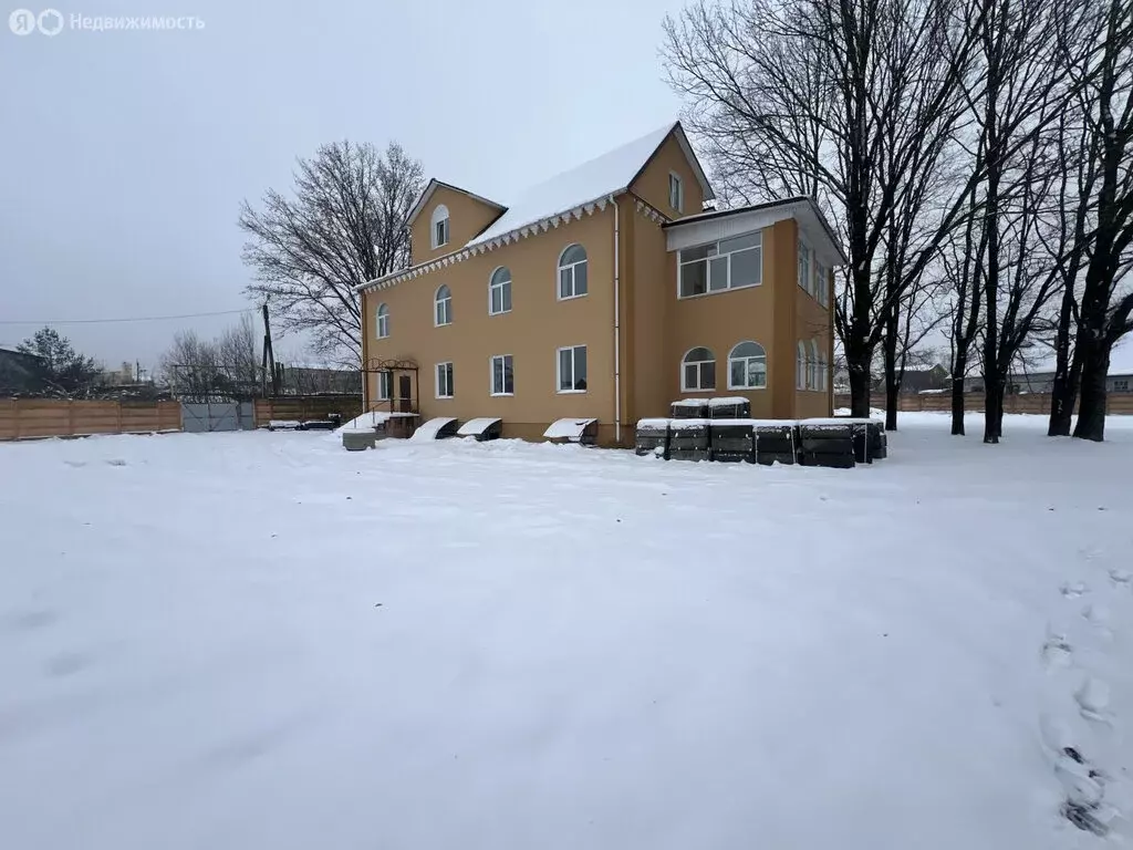 Дом в село Супонево, Болохоновская улица, 1Б (398.8 м) - Фото 0