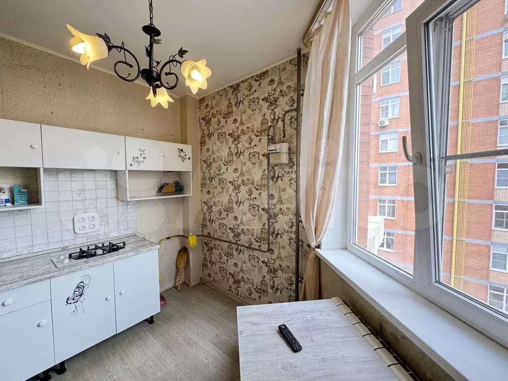 2-к. квартира, 35 м, 9/9 эт. - Фото 1