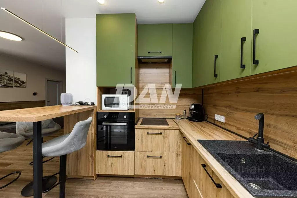 2-к кв. Челябинская область, Челябинск ул. Энгельса, 4 (90.6 м) - Фото 2