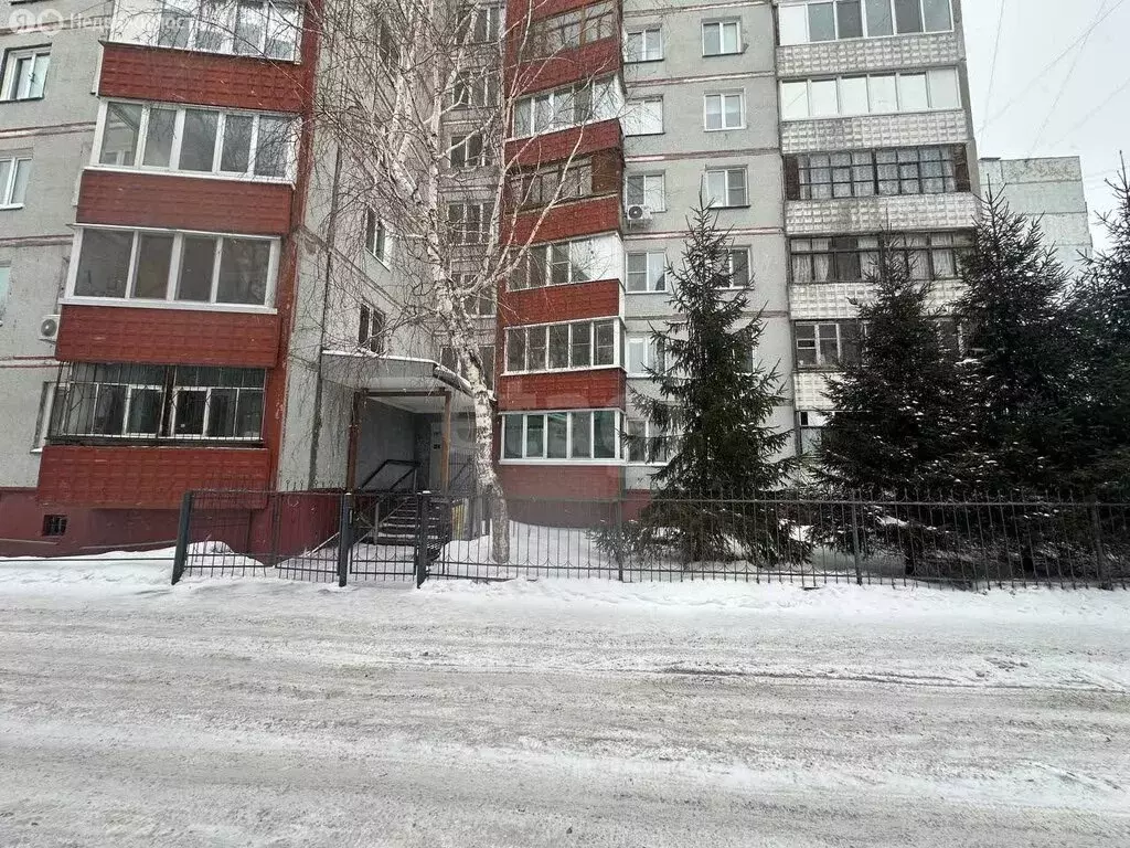 2-комнатная квартира: Омск, улица Куйбышева, 142 (52 м) - Фото 2