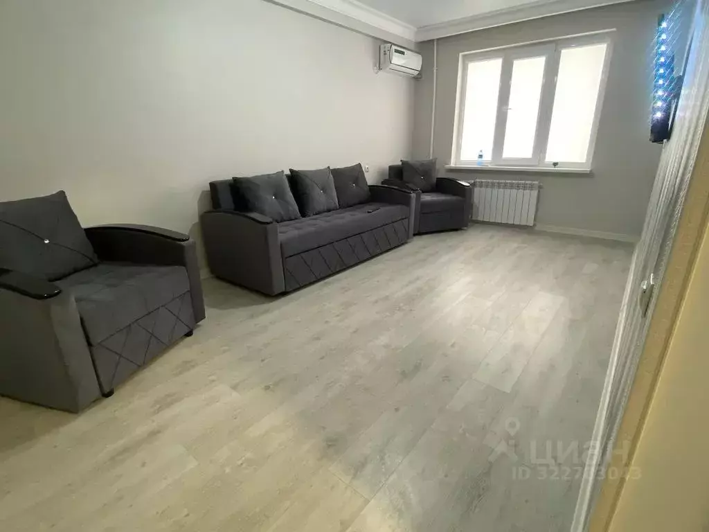 2-к кв. Дагестан, Каспийск просп. Акулиничева, 14 (75.0 м) - Фото 1