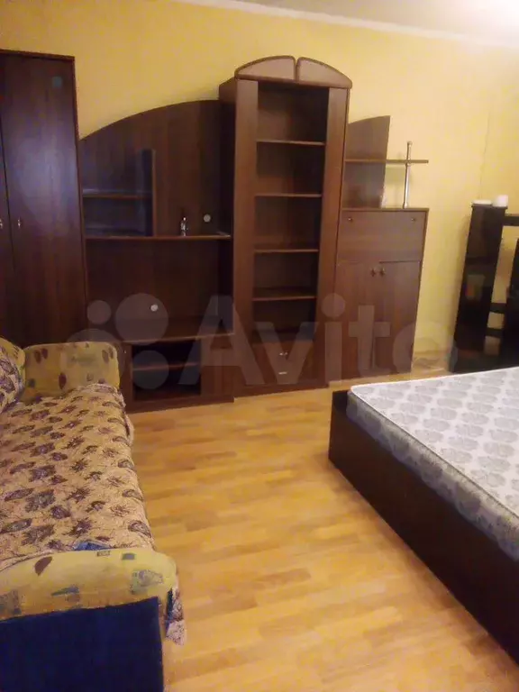 2-к. квартира, 60 м, 1/10 эт. - Фото 0
