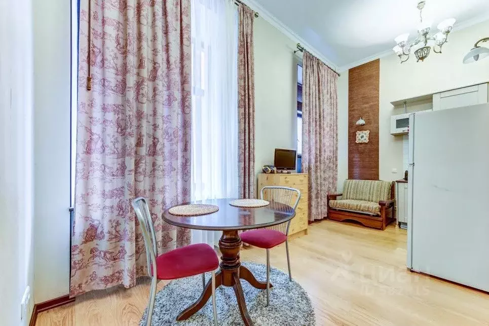 1-к кв. Санкт-Петербург Волынский пер., 8 (45.0 м) - Фото 0