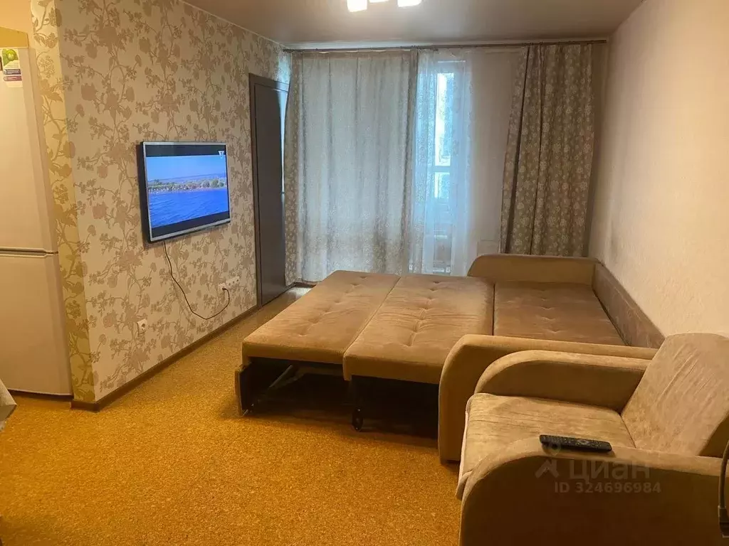 Студия Тюменская область, Тюмень ул. Ю.-Р.Г. Эрвье, 24 (30.2 м) - Фото 1