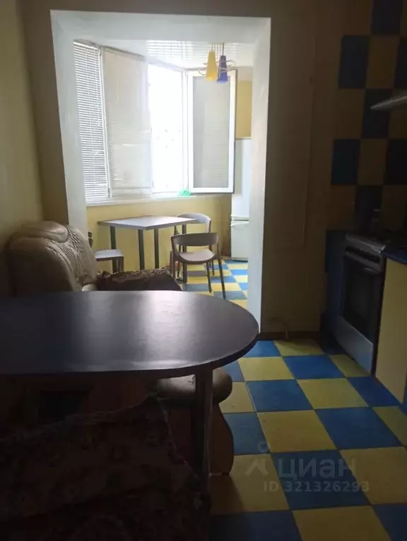 3-к кв. Краснодарский край, Краснодар Центральный мкр, ул. Суворова, ... - Фото 1