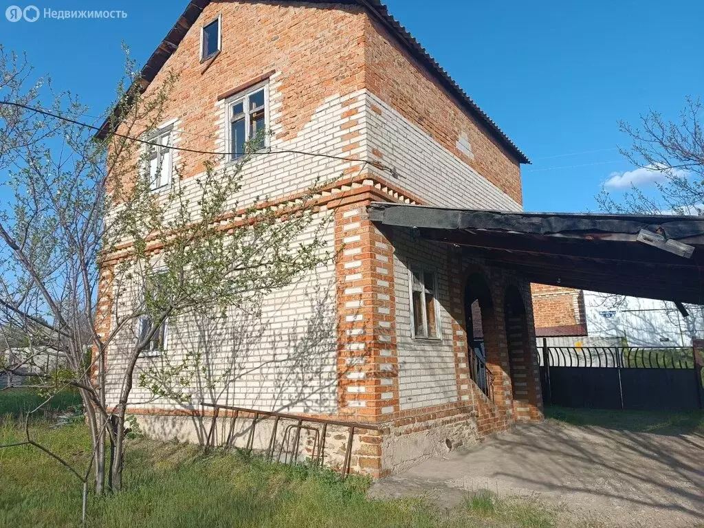 Дом в Ростовская область, Каменск-Шахтинский (72 м) - Фото 1