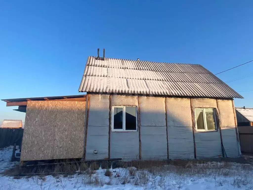 Дом в Бурятия, Иволгинский район, Нижнеиволгинское с/пос, Хойтобэе у., ... - Фото 1