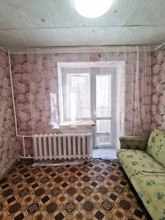 Комната 25,2 м в 4-к., 1/9 эт. - Фото 1