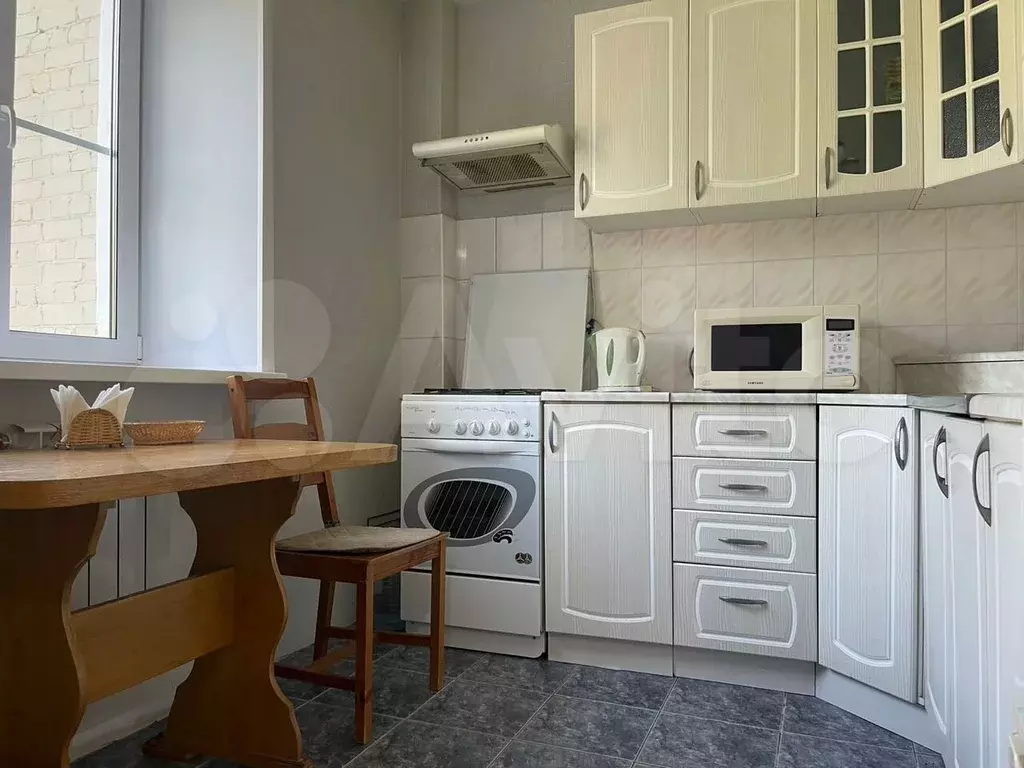 3-к. квартира, 61 м, 2/9 эт. - Фото 1