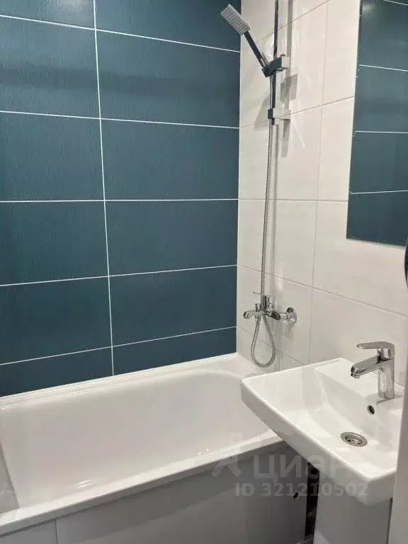 1-к кв. Псковская область, Псков Петровская ул., 29 (36.0 м) - Фото 1