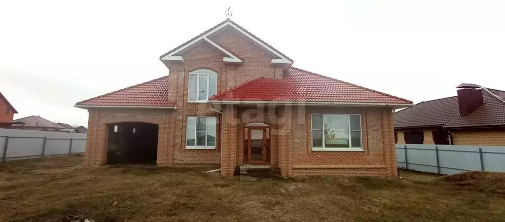 Дом в микрорайон Таврово-6, Юбилейная улица (191 м) - Фото 1