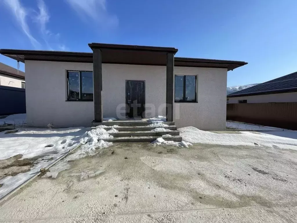 Дом в Крым, Симферопольский район, Добровское с/пос, с. Перевальное, ... - Фото 1