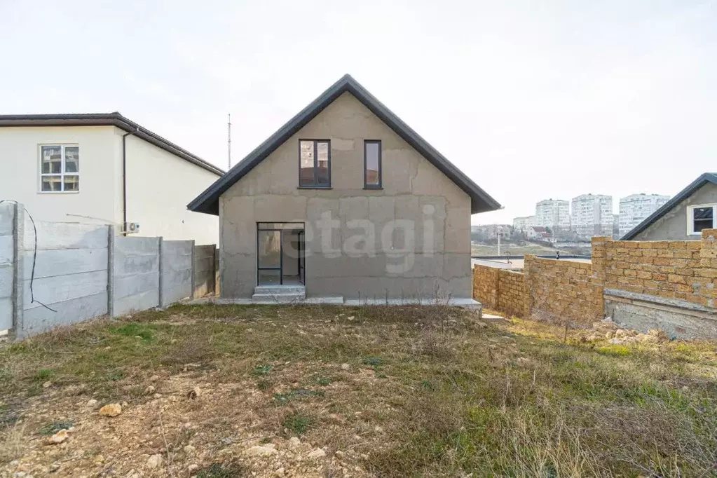 Дом в Севастополь ул. Редутная, 21 (178 м) - Фото 0
