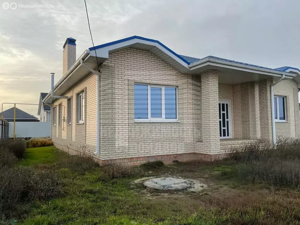 Дом в Неклиновский район, село Новобессергеневка (140 м) - Фото 0