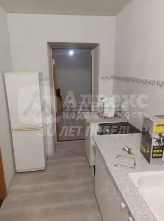 Комната Тюменская область, Тюмень ул. Республики, 218 (18.0 м) - Фото 2