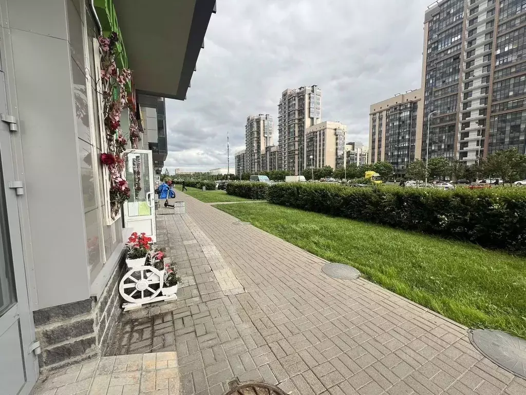 Помещение свободного назначения в Санкт-Петербург ул. Адмирала ... - Фото 2