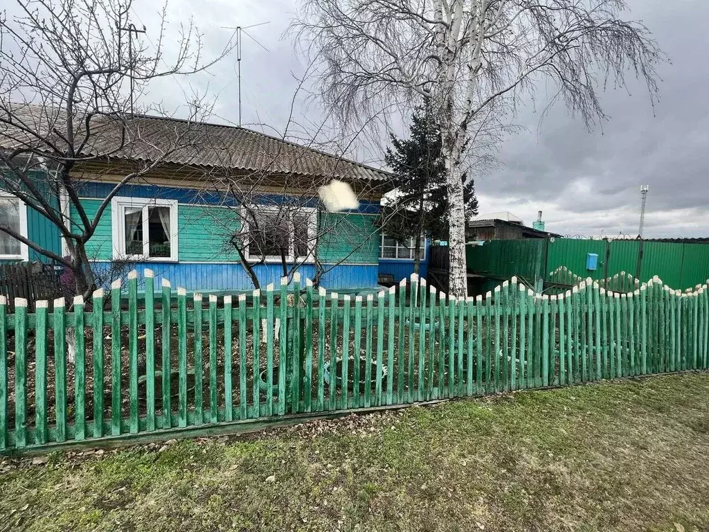 Дом в Хакасия, Усть-Абакан рп ул. Гэсовская (50 м) - Фото 0