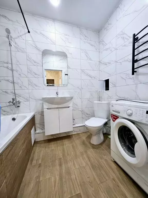 1-к. квартира, 40 м, 21/24 эт. - Фото 0