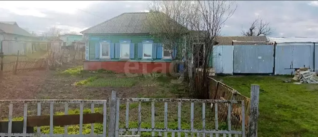 Дом в Октябрьское муниципальное образование, село Карякино, Заречная ... - Фото 1