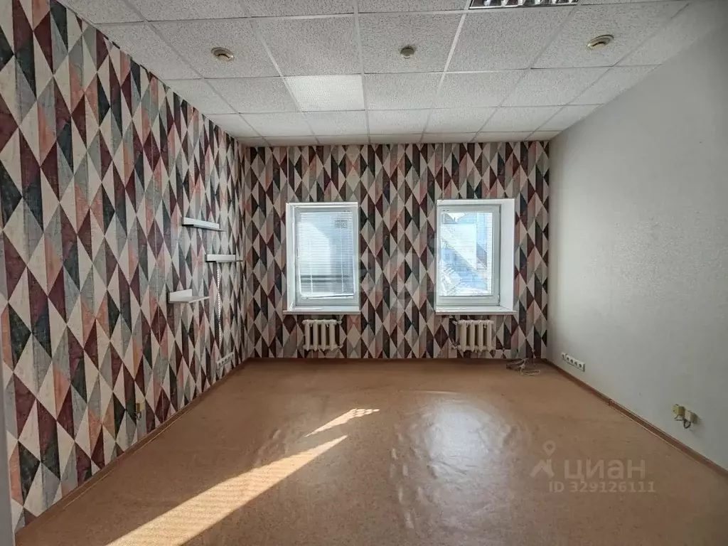 Помещение свободного назначения в Владимирская область, Ковров ул. ... - Фото 1