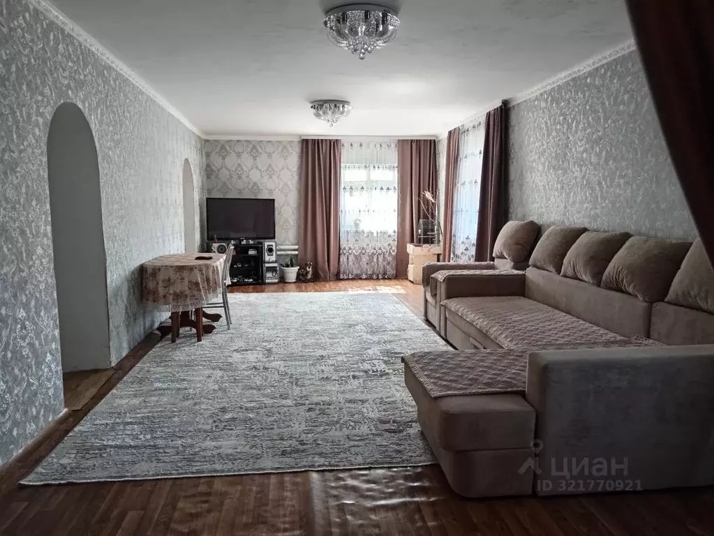 Дом в Ростовская область, Азовский район, Кугейское с/пос, пос. ... - Фото 1