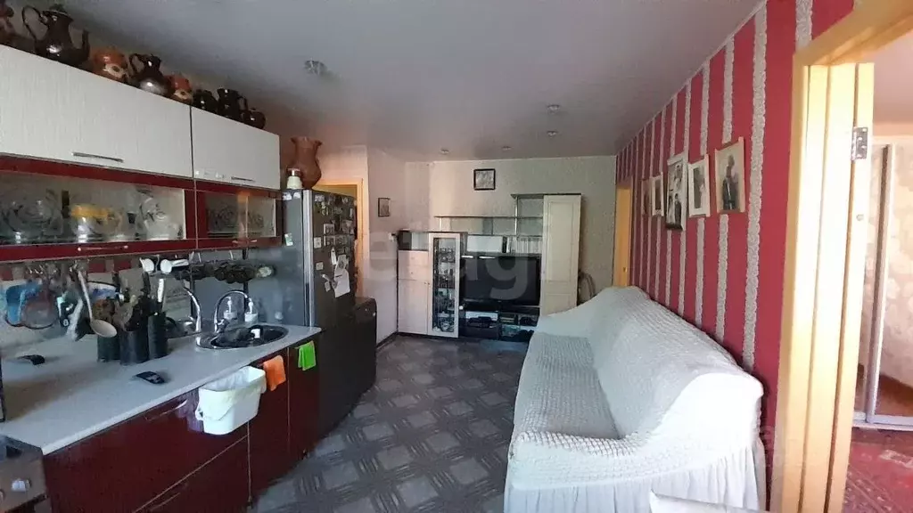 3-к кв. Алтай, Горно-Алтайск ул. Григория Чорос-Гуркина (52.9 м) - Фото 1