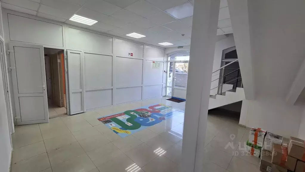 Помещение свободного назначения в Севастополь просп. Героев ... - Фото 2